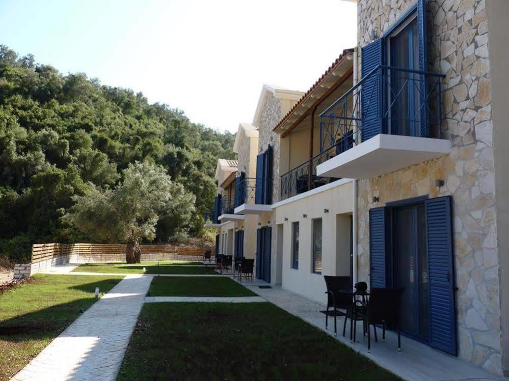 Ilianthos Apartments & Studios Мікрос-Гіалос Екстер'єр фото