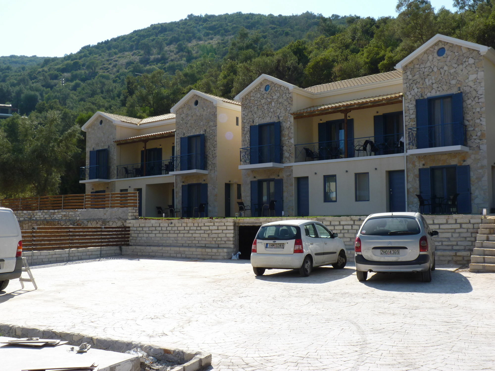 Ilianthos Apartments & Studios Мікрос-Гіалос Екстер'єр фото